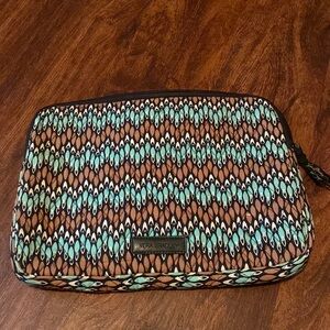 Verabradley computer case (MacBook)